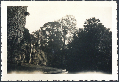 606478 Gezicht vanuit een studentenkamer op de Drift 19 te Utrecht.